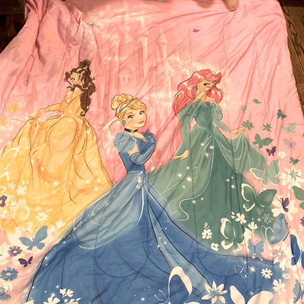 Disney Princess Queen Bedspread